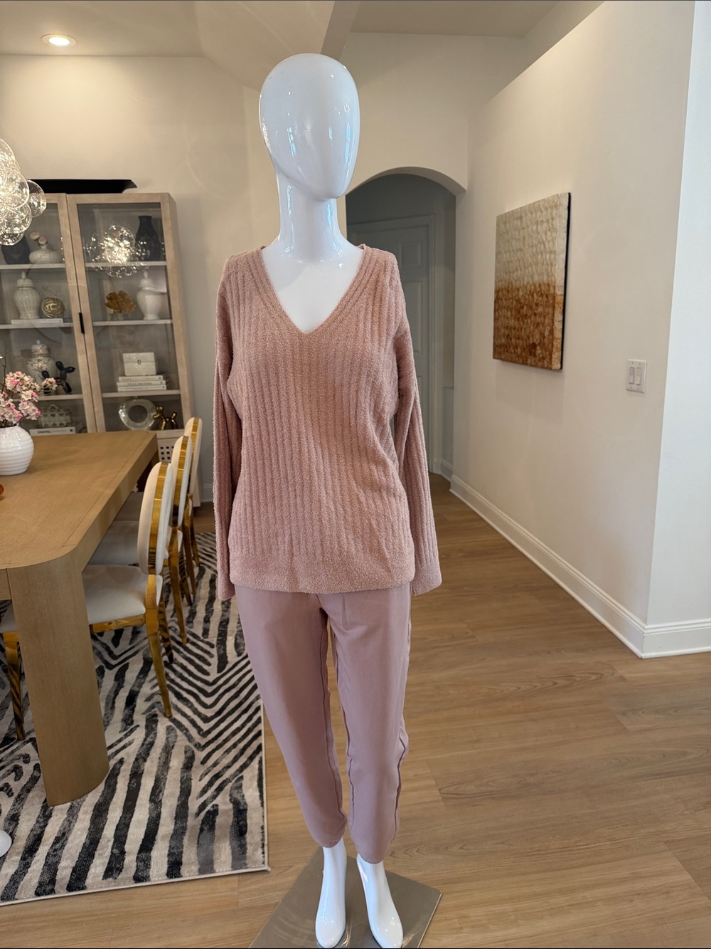 Barefoot Dreams Pink Clay V-Neck Pullover LuxeLounge Pants Mixed Set